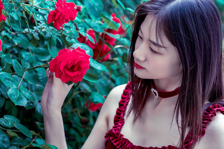 一饭店发菜品视频拟被高额处罚？官方通报：5人停职